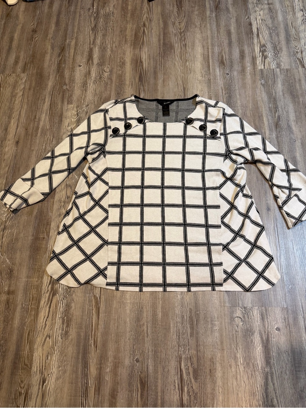 Ali Miles Women’s Black & white Windowpane Button-Shoulder Top size XL